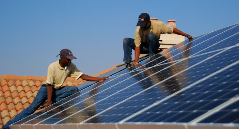 Winsolartech Solar PV Workers